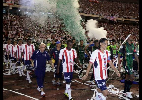 Colprensa - La fiesta estaba preparada en Barranquilla y los hinchas del cuadro tibur&#243;n fueron los que celebraron al final.