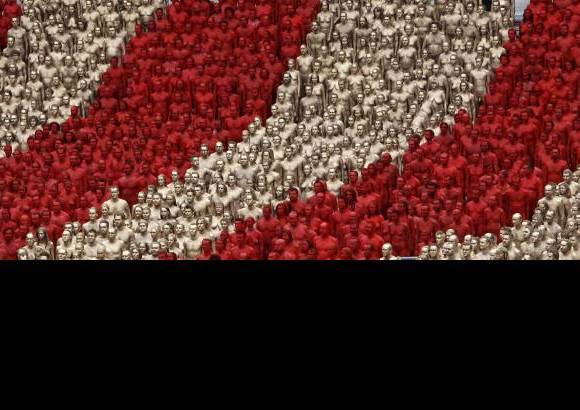Reuters - Berl&#237;n es otra de las ciudades alemanas escogidas por Tunick para acoger pr&#243;ximamente otro de sus famosos proyectos de desnudos.