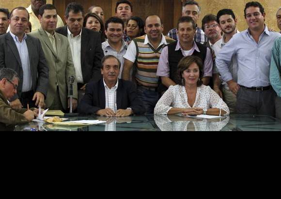Jaime Perez - Luis Alfredo Ramos, reconoce que uno de los momentos de mayor emotividad, por estos d&#237;as, fue la despedida con su gabinete, un equipo que lo acompa&#241;&#243; en las intensas jornadas laborales.
