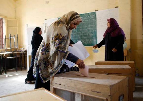 Reuters - El complejo proceso electoral de Egipto est&#225; dividido en tres fases de dos vueltas cada una.