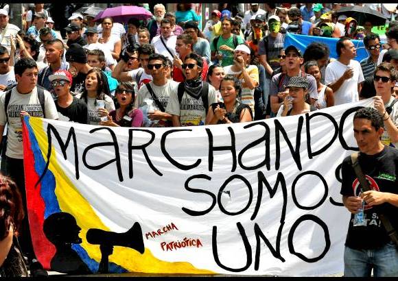 Juan Antonio S&#225;nchez - Los jovenes tambi&#233;n se hicieron presentes en la marcha por la paz en Medell&#237;n.