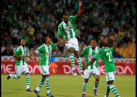 Colprensa - Juan David Valencia marc&#243; un golazo de tiro libre.
