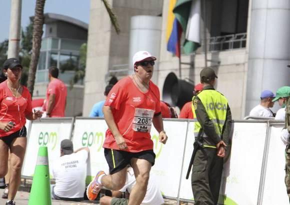 Esteban Jaramillo y Sebastián Salazar - Más de 10 mil competidores se dieron cita en esta histórica cita deportiva que se corría en las modalidades de 5, 10, 21 y 42 kilómetros.