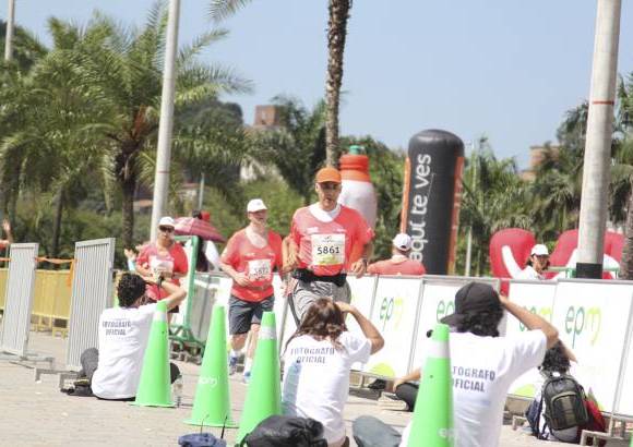 Esteban Jaramillo y Sebastián Salazar - Más de 10 mil competidores se dieron cita en esta histórica cita deportiva que se corría en las modalidades de 5, 10, 21 y 42 kilómetros.