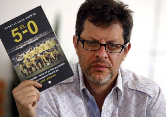 Manuel Saldarriaga - Mauricio Silva lanz&#243; el libro El 5-0 como la cr&#243;nica del partido hist&#243;rico.