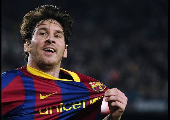 AP - El argentino Lionel Messi, mejor jugador del mundo y ganador del Bal&#243;n de Oro 2011, encabeza la delantera de este equipo.