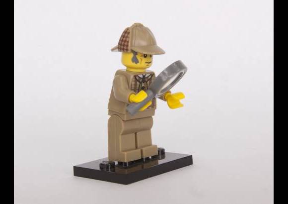 Foto Bloomberg - Lego como Sherlock Holmes.