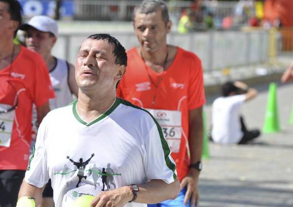 Esteban Jaramillo y Sebasti&#225;n Salazar - M&#225;s de 10 mil competidores se dieron cita en esta hist&#243;rica cita deportiva que se corr&#237;a en las modalidades de 5, 10, 21 y 42 kil&#243;metros.