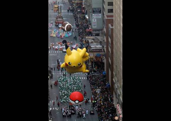 Reuters - El Julius de Paul Frank y el B. de Burton se unieron a m&#225;s de una decena de otros globos gigantes.
