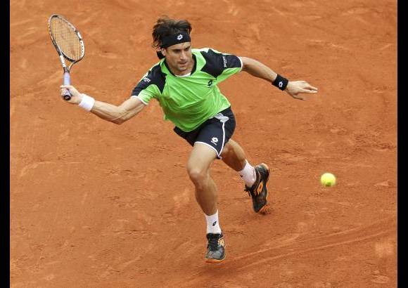 Reuters - Ferrer aguant&#243; lo que pudo, pero un vendaval le pas&#243; por encima. &quot;Hizo un tenis perfecto&quot;, resumi&#243; Alex Corretja, capit&#225;n del equipo espa&#241;ol de Copa Davis.