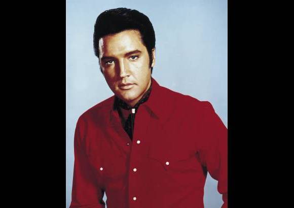 Fotos Blomberg - Tuvo un hermano gemelo que muri&#243; 35 minutos antes de naciera Elvis.