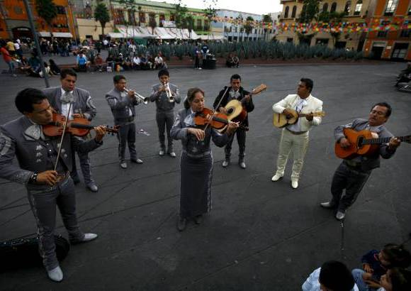 AP - Chavela se convirtió en una de las cantantes más importantes de la música popular en México.
