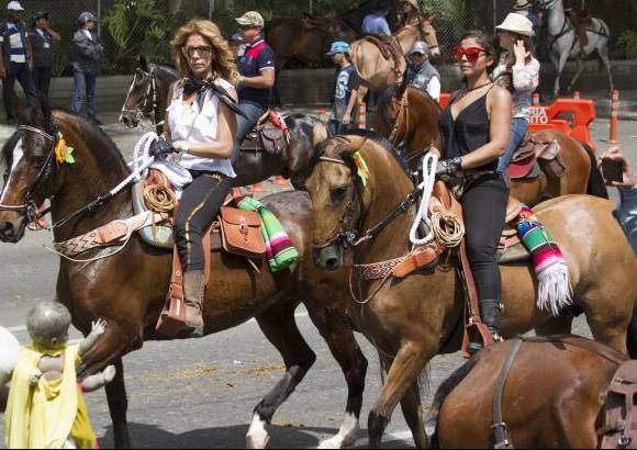 Esteban Vanegas - 55 organizaciones dedicadas al trabajo con discapacitados han recibidio aportes del dinero que pagan los participantes, una fiesta que mantiene viva la tardición arriera y cumple una labor social.