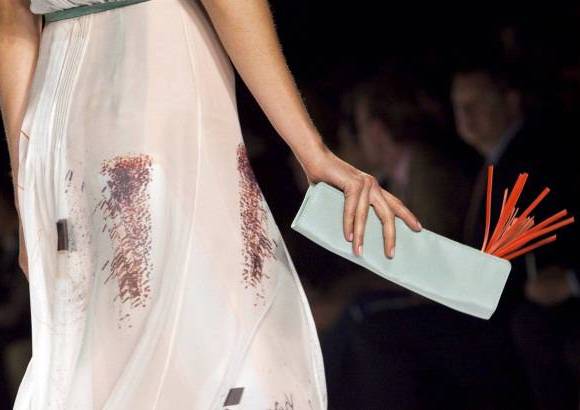 Reuters - La Semana de la Moda de Nueva York arranc&#243; el pasado jueves con las apuestas del franc&#233;s Max Azria para BCBG y cerrar&#225; el 13 de septiembre con los dise&#241;os de Calvin Klein y Ralph Lauren.