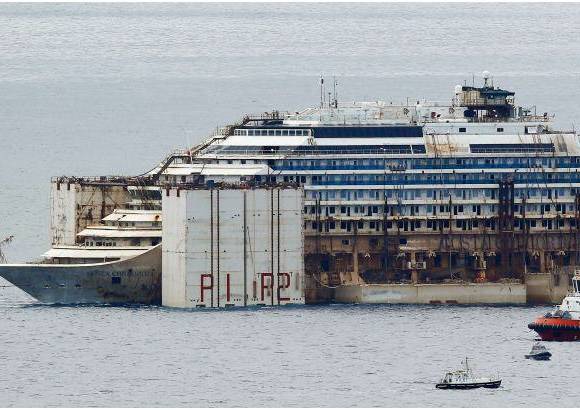 Reuters - Los ambientalistas se hab&#237;an preocupado de que el Concordia pudiese contaminar el santuario marino a lo largo de la ruta, que pas&#243; cerca de la diminuta isla de Montecristo, especialmente protegida.