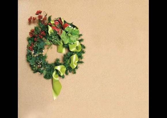 - María Cecilia Bocanument, asesora en decoración, propone una corona tradicional con algunos toques actuales. paso a paso.