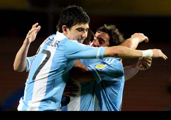 Jaime Pérez - "Teníamos que ganar la plaza y Argentina fue a buscar el partido, sin hacerlo alocadamente, con paciencia", dijo Perazzo. "Fue un partido raro, creamos muchas situaciones, pero no pudimos definirlo antes".