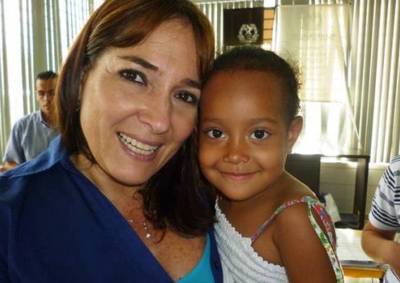 - Susana Correa, esta caleña fue gerente general de Los Juegos Mundiales 2013 Cali. Y tiene una amplia experiencia en el sector público y privado. Lideró empresas como Colombiana de Cueros y Gases del Norte del Valle. En lo público ha ejercido en la gerencia de la Empresa de Aseo de Cali y la Empresa de Servicios Públicos de Cali. Es ingeniera Industrial de la Universidad Javeriana de Bogotá, especializada en Administración de Negocios y Gerencia en Harvard, Estados Unidos; además de diplomados en Alta Gerencia en la Universidad MIT, en Boston y finanzas en Chicago.