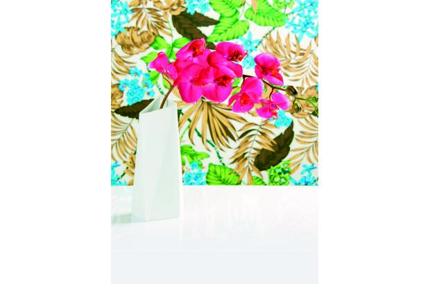 - Un básico de la decoración. Transparencia, color, lo vintage, lo orgánico, lo escultórico está presente hoy en estos objetos. una selección. En la foto un minimalista, blanco, geométrico, de Beatriz Restrepo Bravo.