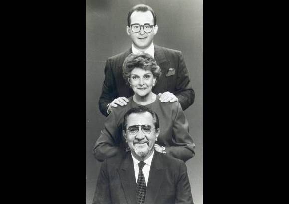 Archivo - Imagen de 1990, cuando Pacheco y Gloria Valencia, junto a Jota Mario Valencia, presentaban el programa de concurso Los tres a las seis.