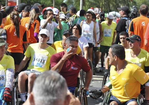 Esteban Jaramillo y Sebastián Salazar - Más de 10 mil competidores se dieron cita en esta histórica cita deportiva que se corría en las modalidades de 5, 10, 21 y 42 kilómetros