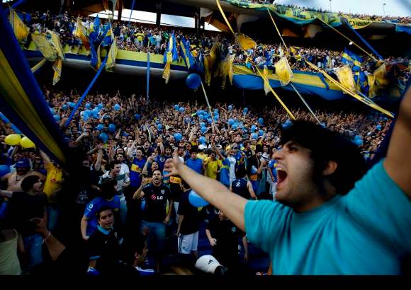 AP - Dos goles de Dar&#237;o Cvitanich en el primer tiempo y otro de Diego Rivero en el complemento le dieron el triunfo en casa a Boca.