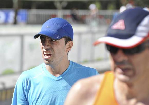 Esteban Jaramillo y Sebasti&#225;n Salazar - M&#225;s de 10 mil competidores se dieron cita en esta hist&#243;rica cita deportiva que se corr&#237;a en las modalidades de 5, 10, 21 y 42 kil&#243;metros.