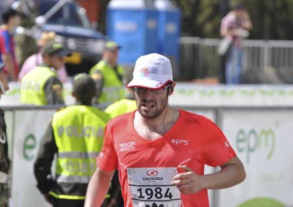 Esteban Jaramillo y Sebasti&#225;n Salazar - M&#225;s de 10 mil competidores se dieron cita en esta hist&#243;rica cita deportiva que se corr&#237;a en las modalidades de 5, 10, 21 y 42 kil&#243;metros.