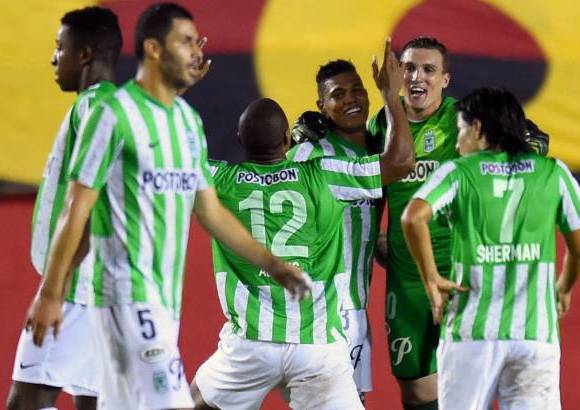 FOTO AFP - El campe&#243;n colombiano contuvo la ofensiva del Vit&#243;ria y, tras anotar por intermedio de Bocanegra, administr&#243; sin contratiempo la ventaja hasta el final.
