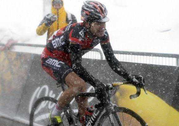 AP - Evans lleg&#243; a cerca de un minuto y medio de Nibali en la etapa y Riboberto Ur&#225;n le quit&#243; el segundo puesto y logr&#243; sacarle 1:09 de ventaja.