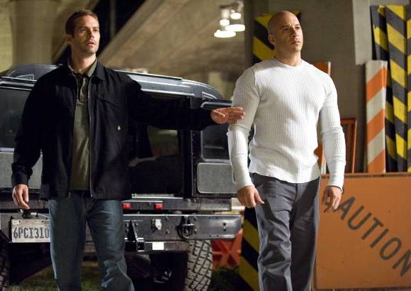 Jamie Trueblood - Paul Walker es muy recordado por sus participaciones en R&#225;pido y Furioso, aqu&#237; en A&#250;n m&#225;s r&#225;pido de 2009.