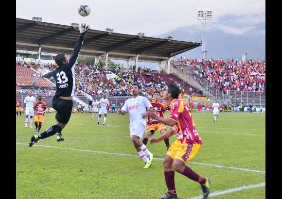 Colprensa - Am&#233;rica super&#243; por 1-4 al Tolima en el Manuel Murillo Toro.