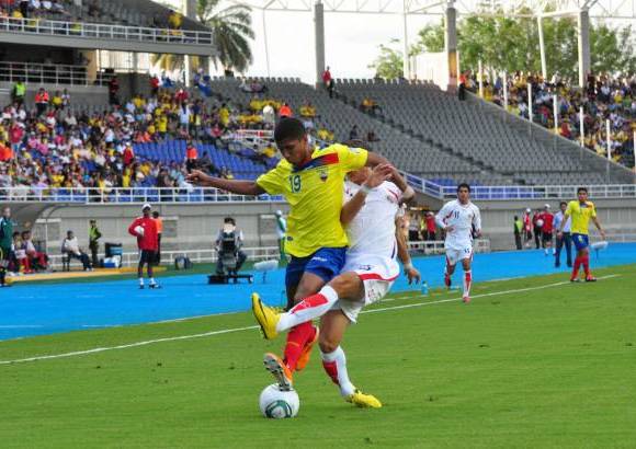 Colprensa - Ecuador, que en su debut empató 1-1 con Australia y perdió 2-0 frente a España, no le quedaba otra alternativa que ganar para poder conseguir la segunda posición del Grupo C.