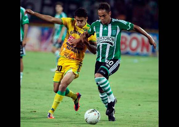 Julio C&#233;sar Herrera - Nacional cay&#243; en el estadio Atanasio Girardot por 1-2 ante el Huila.