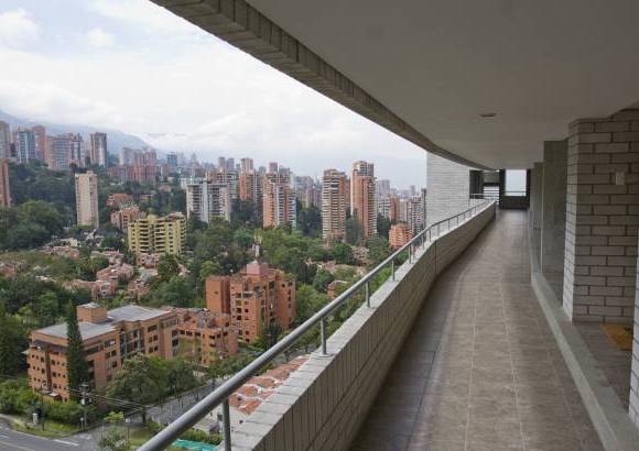Foto: Esteban Vanegas - La Constructora CDO afirm&#243; que pagar&#225; la estad&#237;a de las familias en hoteles o arrendamientos, mientras se normaliza la situaci&#243;n, aunque no estuvo de acuerdo con la decisi&#243;n del Dagrd de evacuar a las familias.