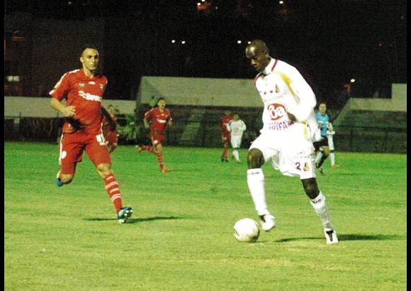 Colprensa - Fue el primer partido del equipo boyacense en la primera categor&#237;a del f&#250;tbol profesional colombiano.