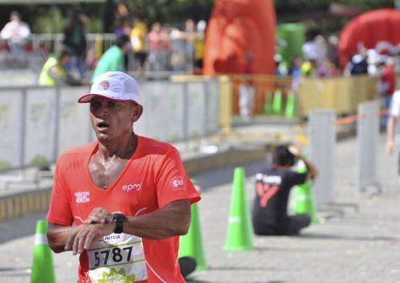 Esteban Jaramillo y Sebasti&#225;n Salazar - M&#225;s de 10 mil competidores se dieron cita en esta hist&#243;rica cita deportiva que se corr&#237;a en las modalidades de 5, 10, 21 y 42 kil&#243;metros.