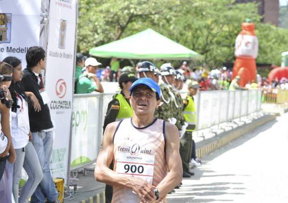 Esteban Jaramillo y Sebasti&#225;n Salazar - M&#225;s de 10 mil competidores se dieron cita en esta hist&#243;rica cita deportiva que se corr&#237;a en las modalidades de 5, 10, 21 y 42 kil&#243;metros.