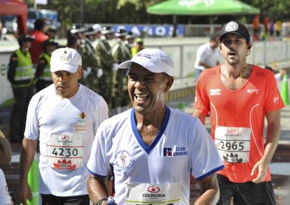 Esteban Jaramillo y Sebasti&#225;n Salazar - M&#225;s de 10 mil competidores se dieron cita en esta hist&#243;rica cita deportiva que se corr&#237;a en las modalidades de 5, 10, 21 y 42 kil&#243;metros.