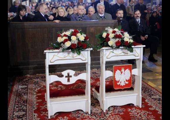 AP - En la ciudad se realizaron varios oficios religiosos en homenaje a las v&#237;ctimas.