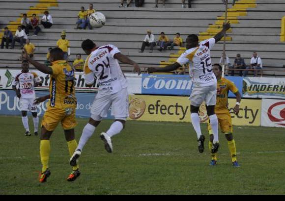 Colprensa - Huila 0-Tolima 0.