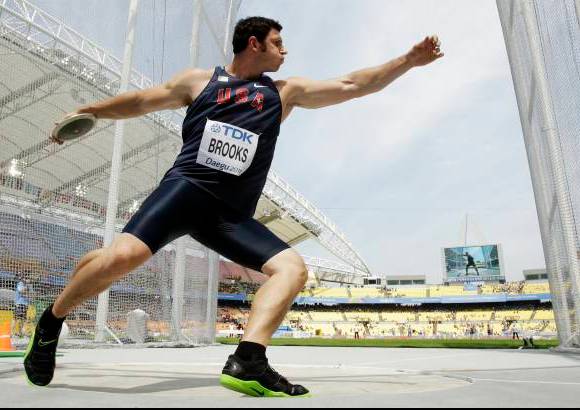 AP - Los mundiales y las olimpiadas son los únicos instantes en los que el atletismo suscita titulares.