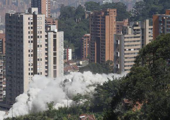 Edwin Bustamante - En 100 metros a la redonda de Space los servicios de energ&#237;a ygas fueron cortados por m&#225;s de dos horas.