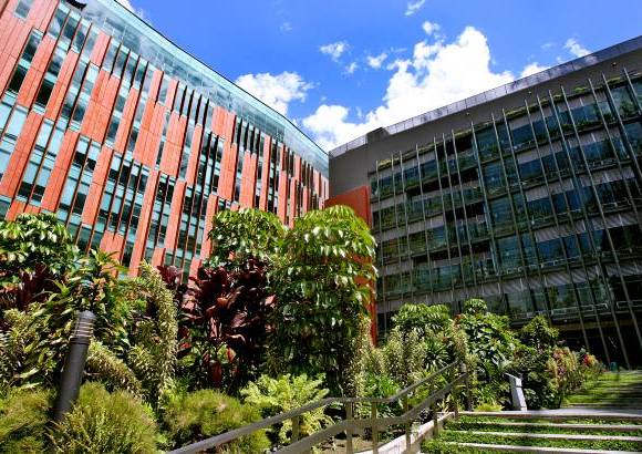 FOTO EL COLOMBIANO - Un complejo para la tecnolog&#237;a, ejemplo de arquitectura y s&#237;mbolo urbano de la ciudad competitiva e innovadora que se promueve desde la Administraci&#243;n P&#250;blica. Desde all&#237; se potencian nuevos negocios basados en el conocimiento.