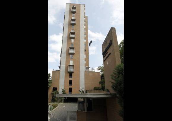 R&#243;binson S&#225;enz - La urbanizaci&#243;n est&#225; ubicada en la carrera 24DA # 10E-120, a unas pocas cuadras de Space, la unidad donde el pasado 12 de octubre se desplom&#243; una torre causando la muerte de 11 personas.
