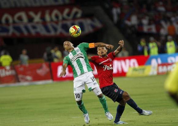 Hern&#225;n Vanegas - Macnelly Torres no estuvo muy acertado en los pases, aunque en la jugada del gol fue el encargado de habilitar a Valencia.