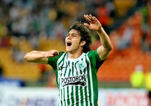 Juan Antonio S&#225;nchez - Stefan Medina tiene falencias como lateral, pero le sobra coraz&#243;n y por eso empat&#243; el partido para el verde.