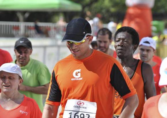 Esteban Jaramillo y Sebasti&#225;n Salazar - M&#225;s de 10 mil competidores se dieron cita en esta hist&#243;rica cita deportiva que se corr&#237;a en las modalidades de 5, 10, 21 y 42 kil&#243;metros.