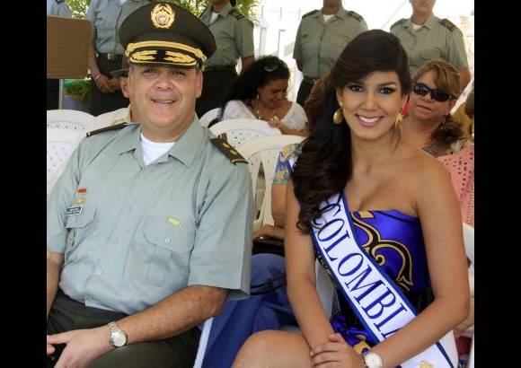Colprensa - Entre las asistentes estuvo la actual soberana de la belleza colombiana, Catalina Robayo, que acompa&#241;a a las aspirantes a sucederla, en los diferentes eventos del Concurso.