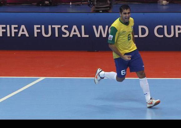 Foto Reuters - Gabriel (6), anot&#243; los dos primeros goles de Brasil.